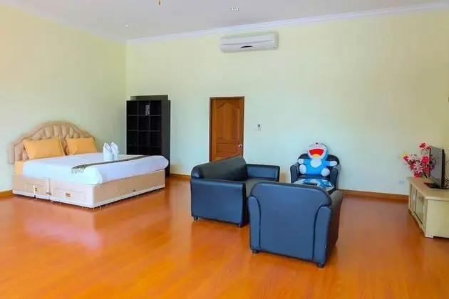 4-Bedroom with Private Pool