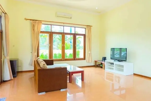 4-Bedroom with Private Pool