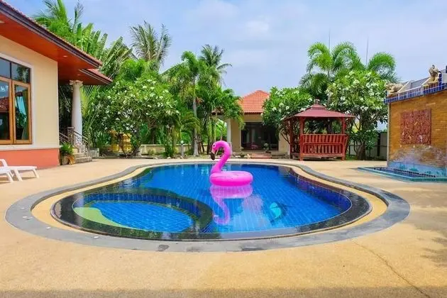 4-Bedroom with Private Pool