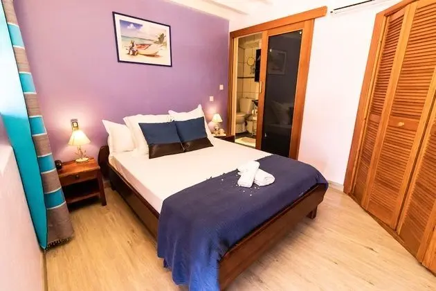 Comfort Tek Büyük Yataklı Oda