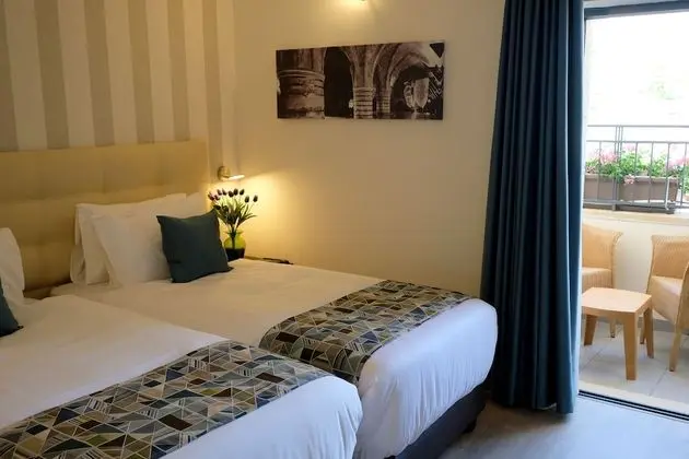 Superior Twin Bedroom