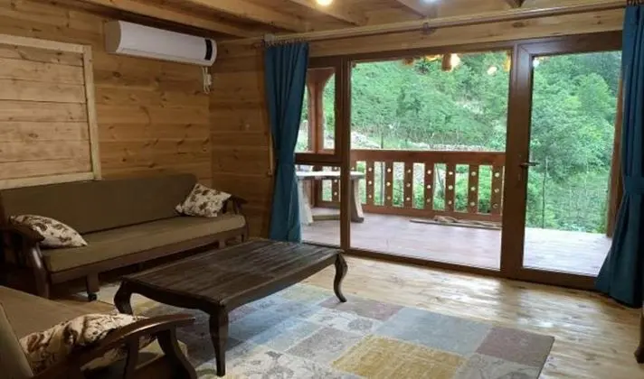 Dağ Manzaralı Villa Oda