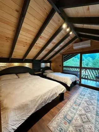 iki yatak odalı dağ evi