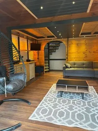 iki yatak odalı dağ evi