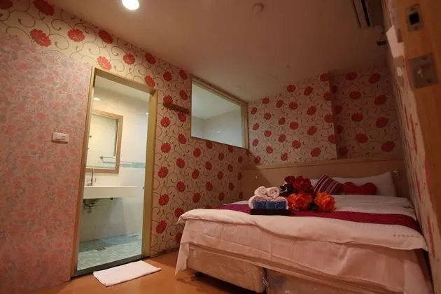 Ortak Ranzalı Oda, Karma Ranzalı Oda, Ortak Banyo