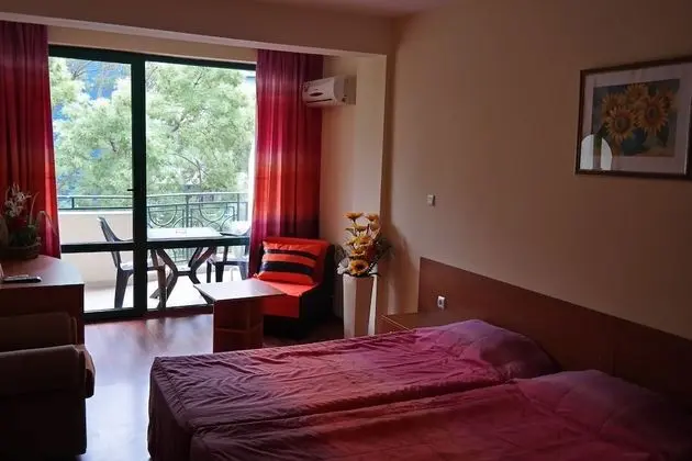 Standard Tek Büyük Yataklı Oda, Balkon, Şehir Manzaralı