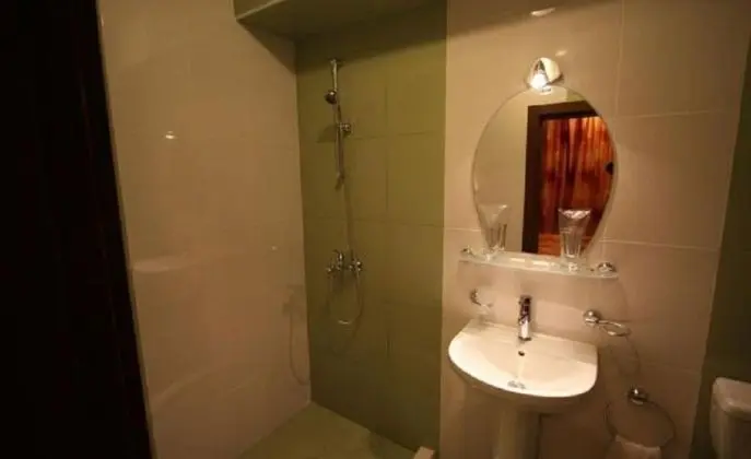 Standard Tek Büyük Yataklı Oda, Balkon, Şehir Manzaralı