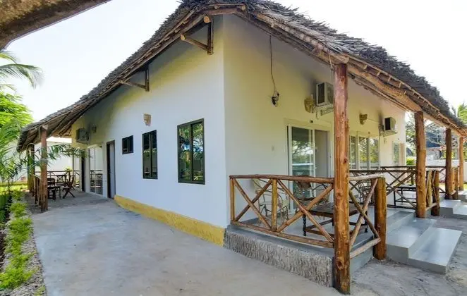 Deluxe Oda, 1 En Büyük (King) Boy Yatak, Deniz Manzaralı