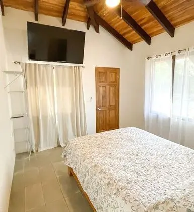Romantic Büyük Yataklı Tek Kişilik Oda
