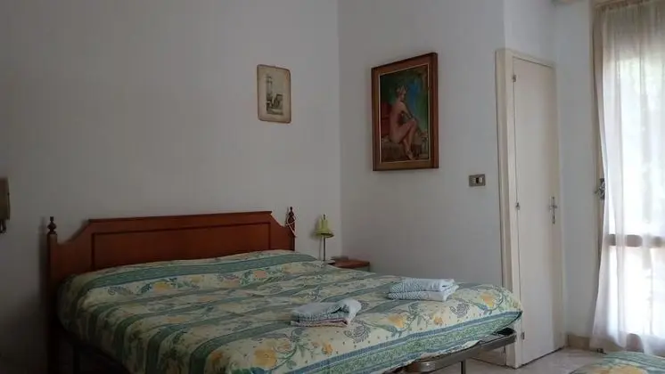 Üç Kişilik Oda, Balkon
