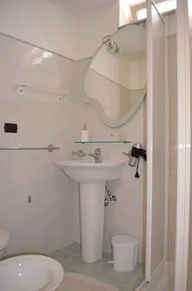 Standard Tek Büyük veya İki Ayrı Yataklı Oda, Balkon