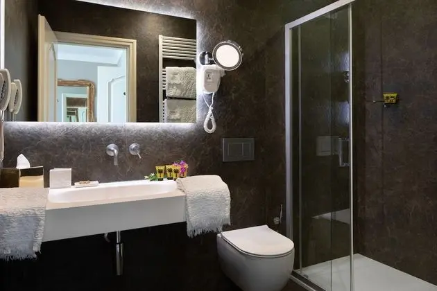 Superior Tek Büyük Yataklı Oda