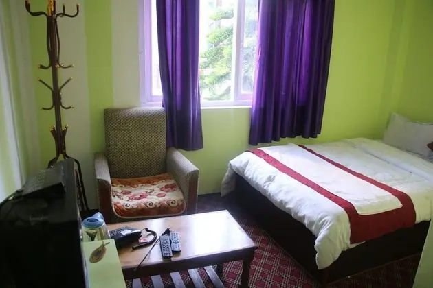 Basic Tek Kişilik Oda, Park Manzaralı