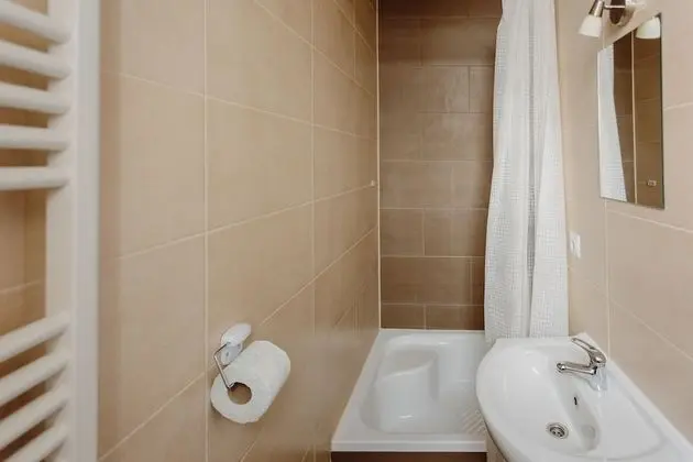 Standard Tek Büyük veya İki Ayrı Yataklı Oda, Özel Banyo