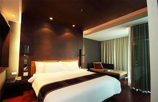 Suite at Pool