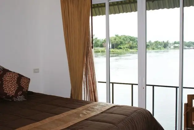 Superior Oda, Nehir Manzaralı (Superior River View Double Room)