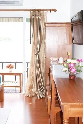 Superior Oda, Nehir Manzaralı (Superior River View Double Room)