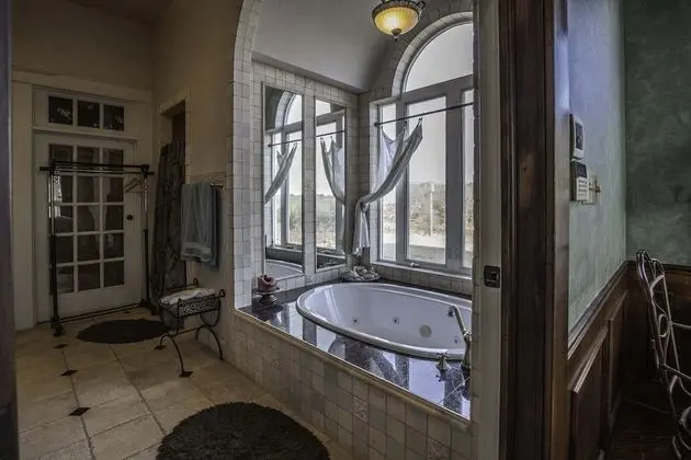 Oda, 1 Büyük (Queen) Boy Yatak (Carriage House Luxury Suite)