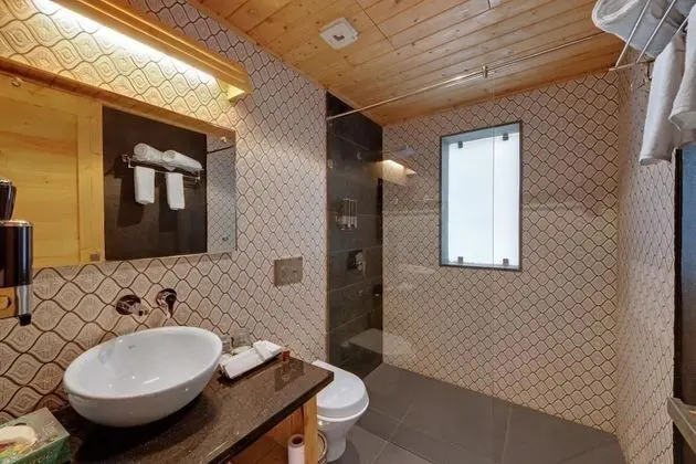Standard Kır Evi, 1 En Büyük (King) Boy Yatak, Nehir Manzaralı