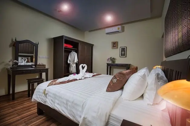 Villa with Kitchen