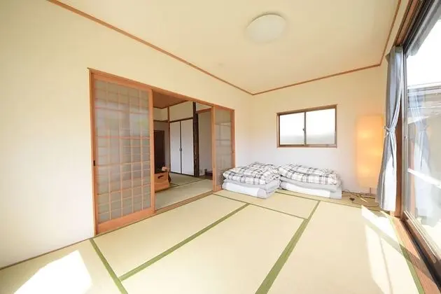 Apart Daire, Sigara İçilmez (6 Japanese Futons)