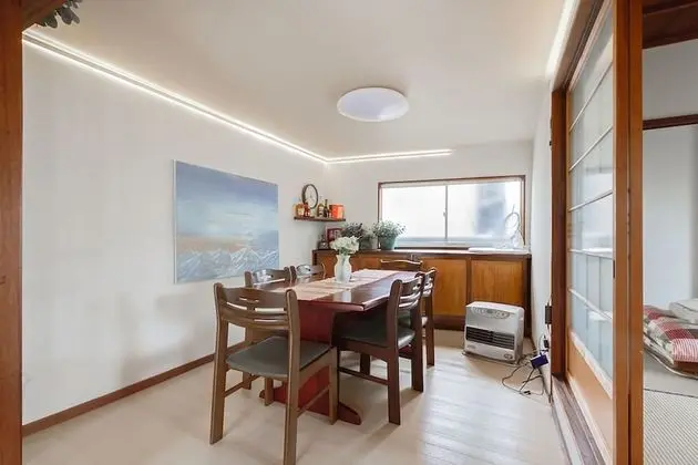 Traditional Ev, Sigara İçilmez (Private Vacation)