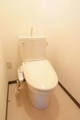 Ev, Sigara İçilmez (Private Vacation)