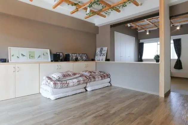 Apart Daire, Sigara İçilmez (6 Japanese Futons)