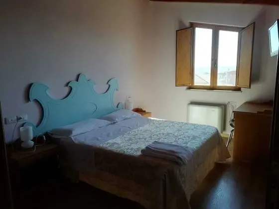 Tek Büyük veya İki Ayrı Yataklı Oda