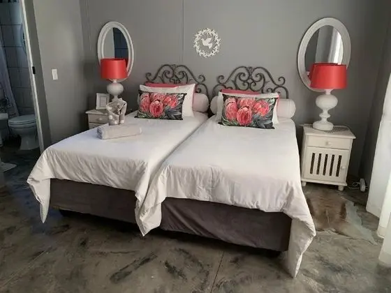 Luxury İki Ayrı Yataklı Oda