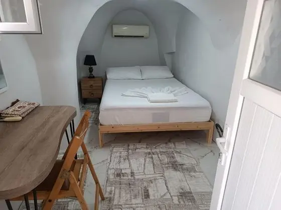 Taş Konak,Avlu Manzaralı,Balkonlu