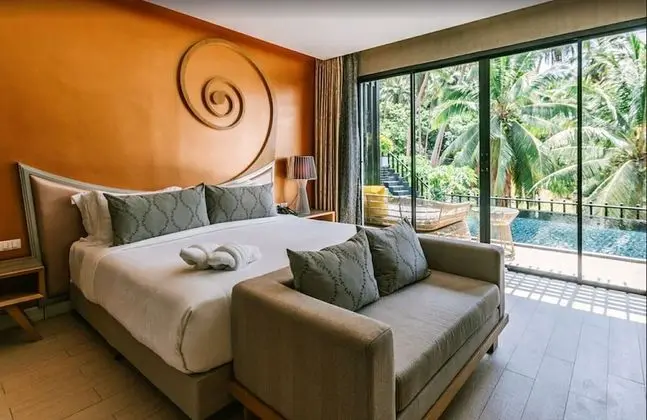 Grand Pool Access