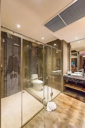 Grand Pool Access