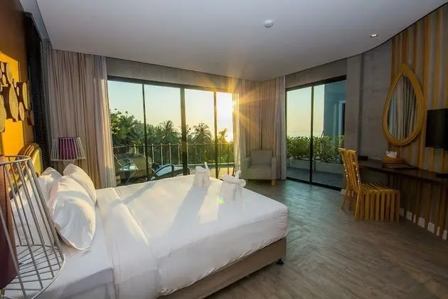 Sunset Grand Sea View