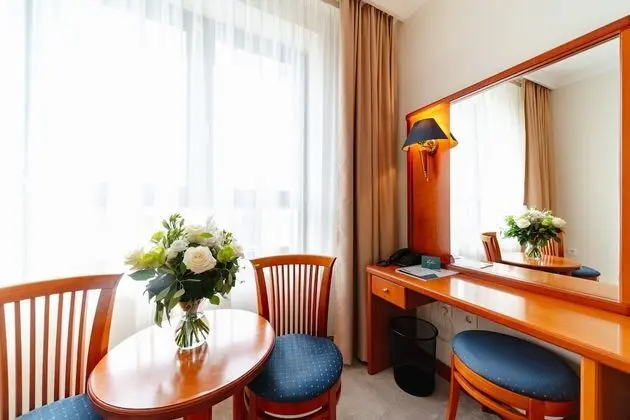 Standard Tek Büyük veya İki Ayrı Yataklı Oda, 2 Tek Kişilik Yatak