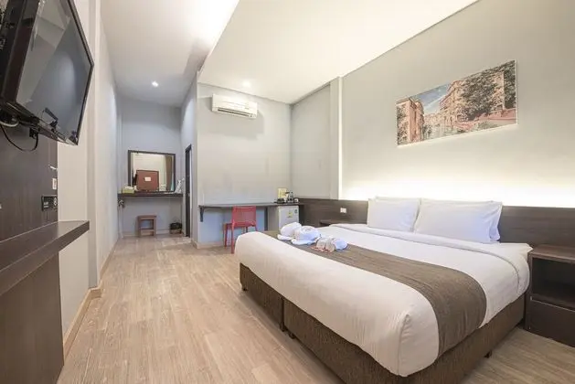 Deluxe Tek Büyük Yataklı Oda