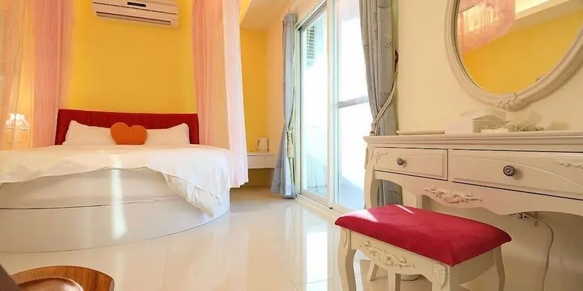 Honeymoon Tek Büyük Yataklı Oda (Love)