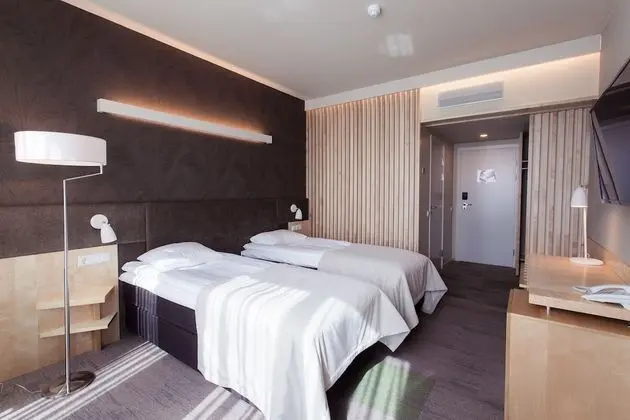 Superior Tek Büyük veya İki Ayrı Yataklı Oda