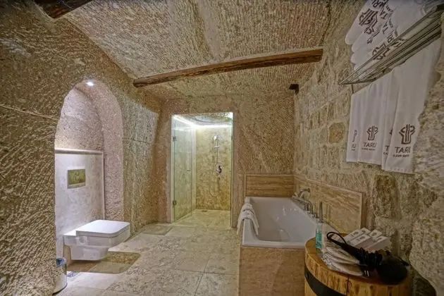 Aile Odası, Bahçe Manzaralı