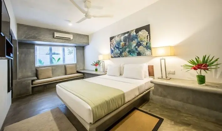 Deluxe Double Room with Free Breakfast