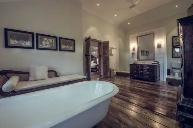 Premier Sea View Room