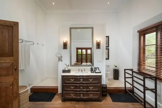 Premier Sea View Room