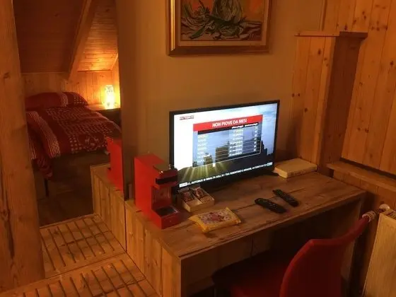 Büyük Yataklı Tek Kişilik Oda