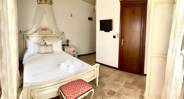 Bahçeli Oda, Bahçe Manzaralı, Bahçe Katı