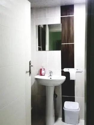 Çift Kişilik, Şehir Manzaralı