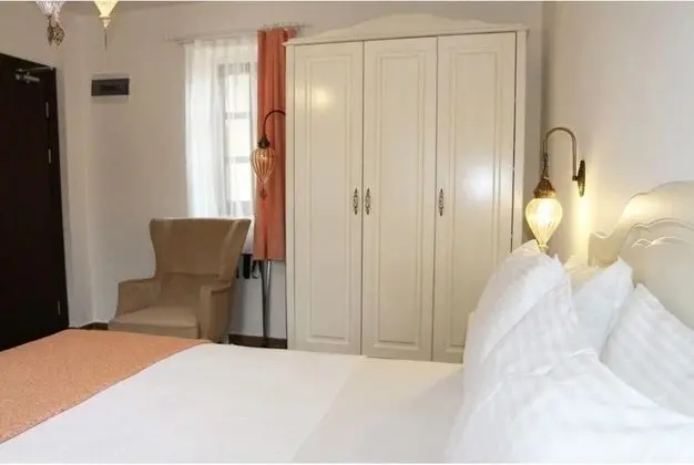 Comfort Oda, Bahçe Manzaralı, Büyük Yataklı