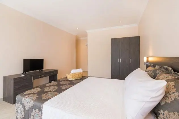 Standart Oda, Bahçe Manzaralı, Balkonlu