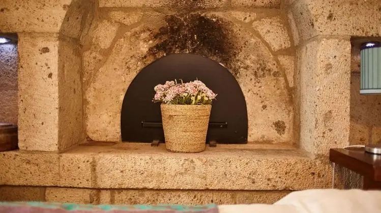 Çift Kişilik, Manzarasız, Şömineli