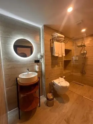 Standart Üç Kişilik Oda, Şehir Manzaralı, Klimalı