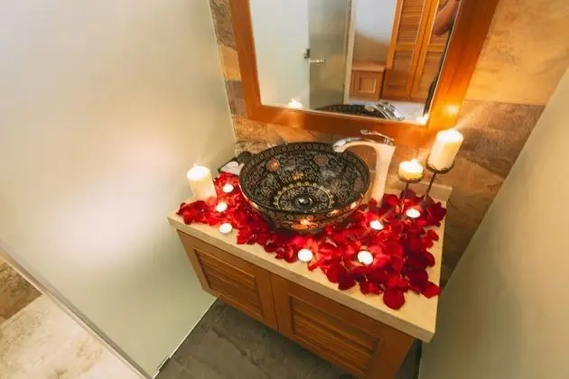Honeymoon Dağ Evi, 1 En Büyük (King) Boy Yatak